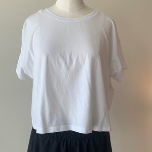 Lulu white cropped tee size 8!!